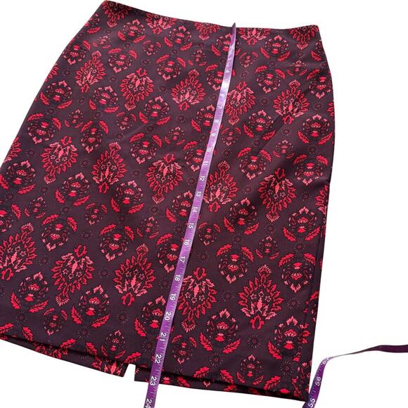 Ann Taylor Pencil Skirt Womens Sz 8 Red Damask Print Lined Professional Academia - Picture 6 of 8
